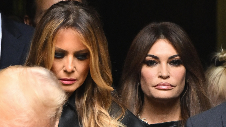 Melania Trump e Kimberly Guilfoyle a un funerale