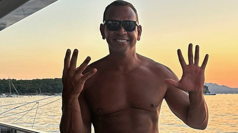 Alex Rodriguez su una barca