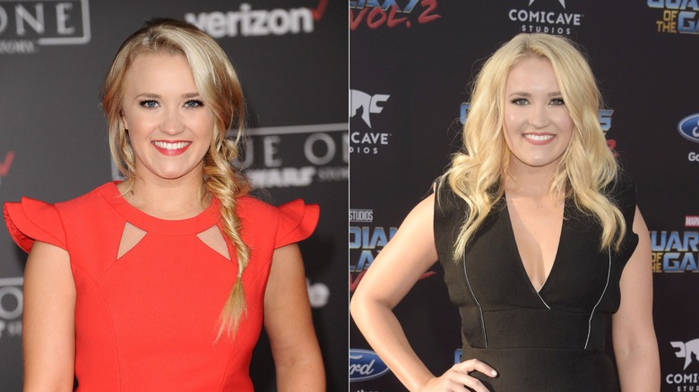 Emily Osment con riga laterale profonda