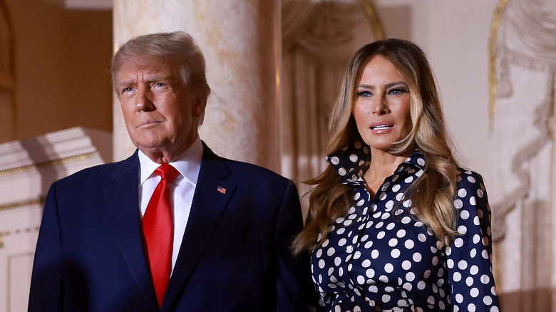 Melania e Donald Trump seri