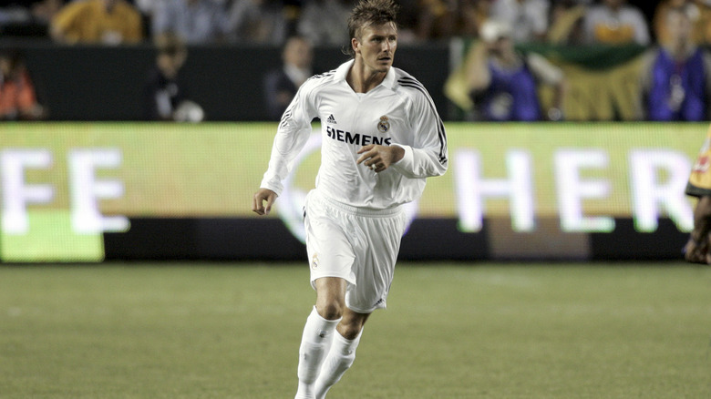 David Beckham gioca a calcio Real Madrid