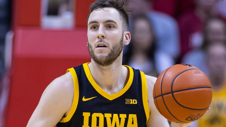 Connor McCaffery gioca in campo