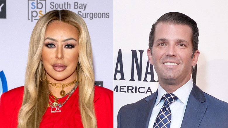 Aubrey O' Day, a sinistra, e Donald Trump Jr., a destra, posano sul red carpet