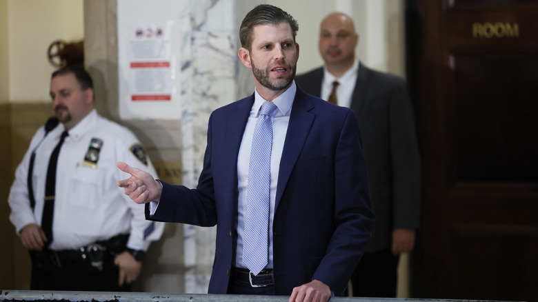 Eric Trump rilascia una dichiarazione