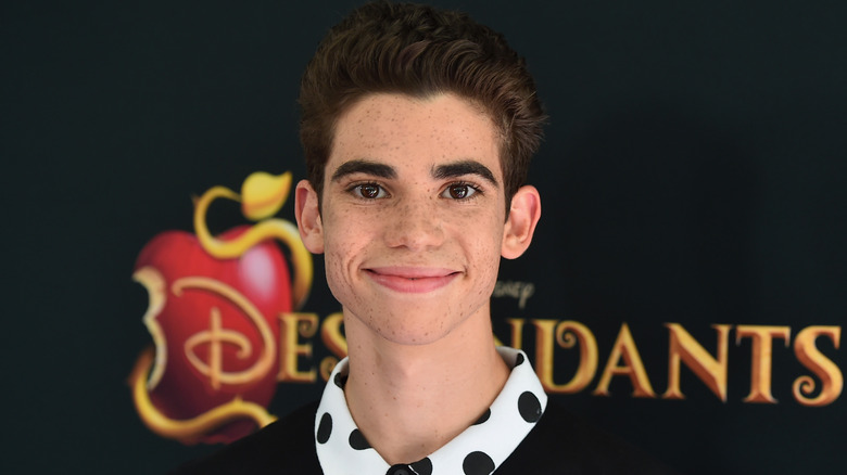 Cameron Boyce sorridente