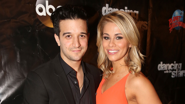 Mark Ballas e Paige VanZant in posa