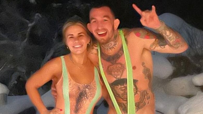 Paige VanZant e Austin Vanderford in abiti buffo