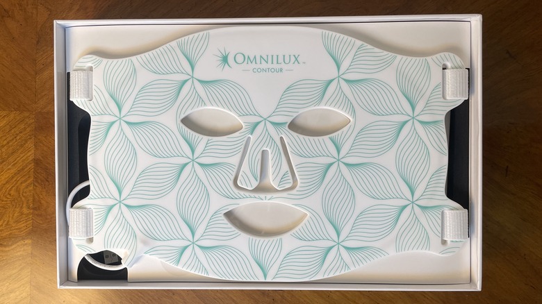 Maschera Omnilux Contour Face in scatola