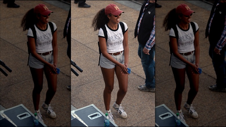 Malia Obama indossa 