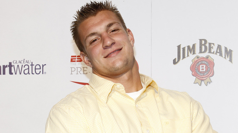 Rob Gronkowski con i capelli a punta