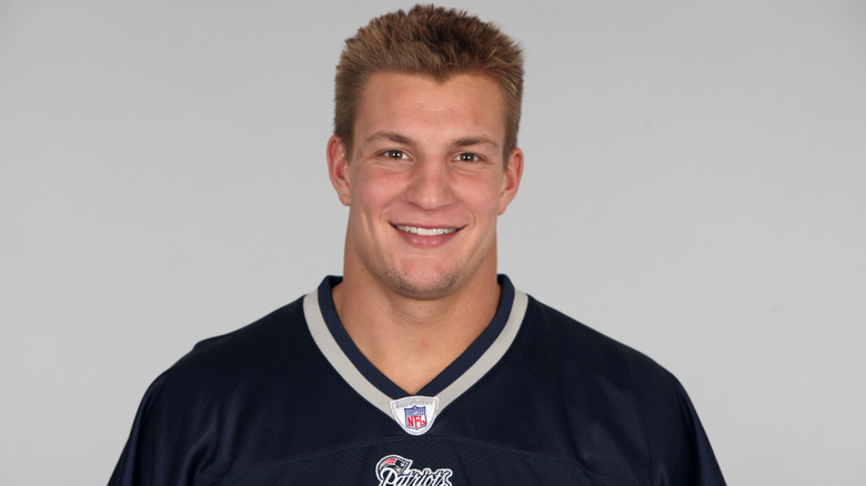 Rob Gronkowski sorride