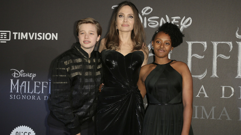 Angelina Jolie e le figlie alla première di Maleficent