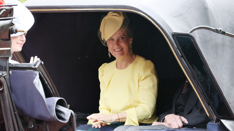 sophie duchessa di edimburgo che sfila per il Trooping the Colour