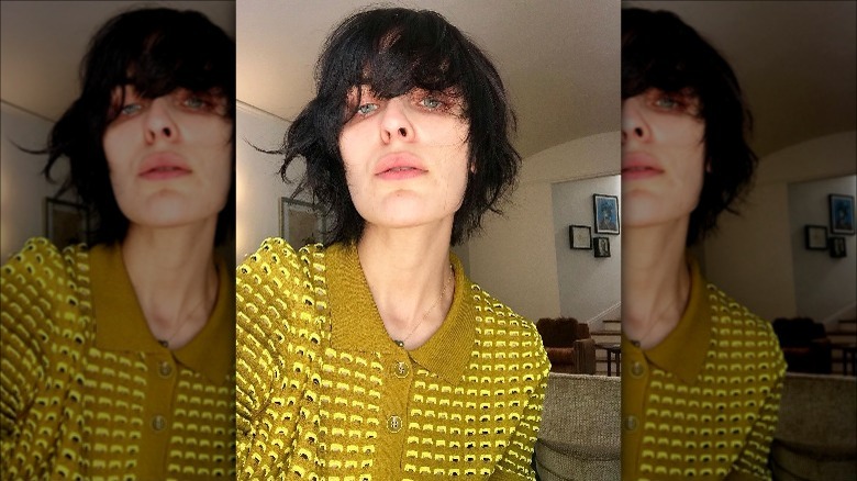 Tallulah Willis indossa il giallo