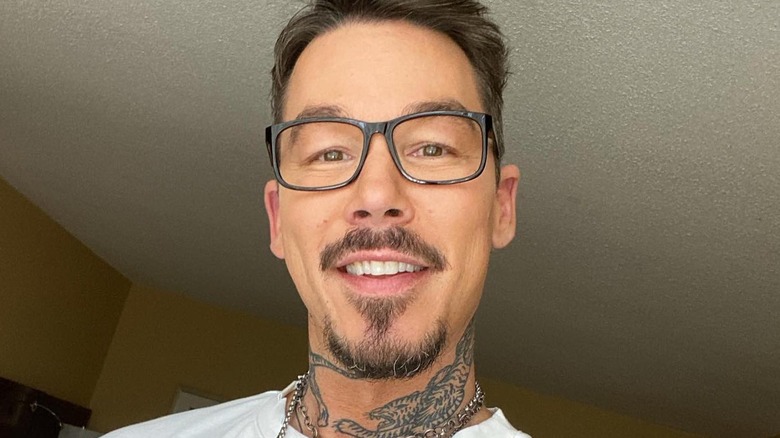 David Bromstad con tatuaggi sul collo