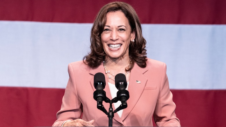 Kamala Harris tiene un discorso