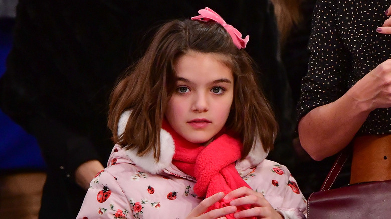  Suri Cruise con fiocco per capelli