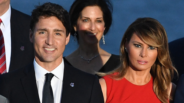 Justin Trudeau accanto a Melania Trump