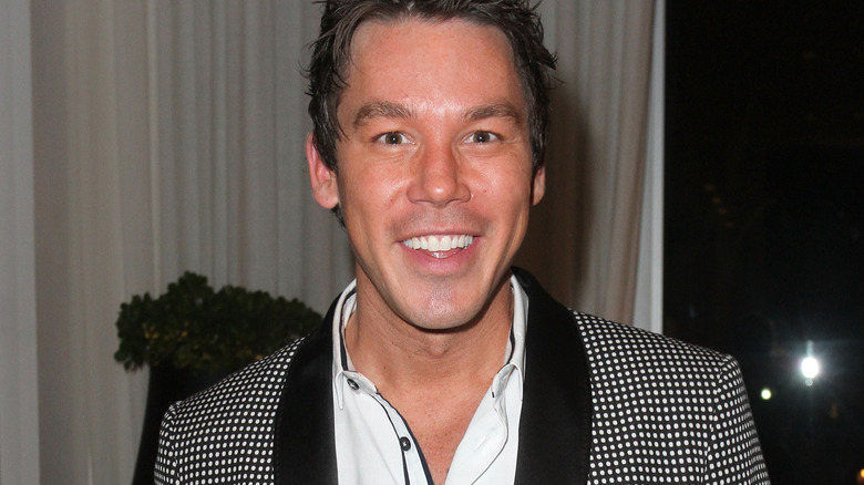 David Bromstad sorride