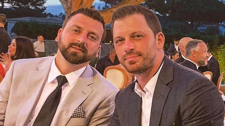 Albie Christopher Manzo sorride a cena