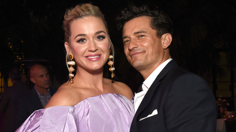 Katy Perry, Orlando Bloom sorride