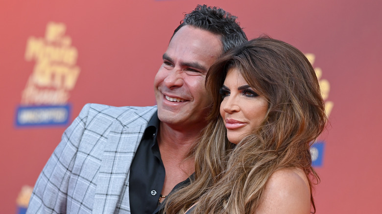 Teresa Giudice e Luis Ruelas in posa