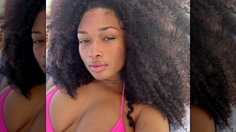 Megan Thee Stallion senza trucco