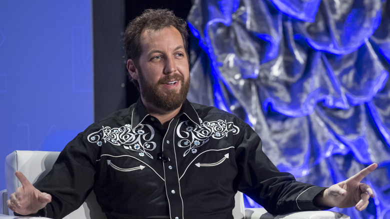 Chris Sacca seduto