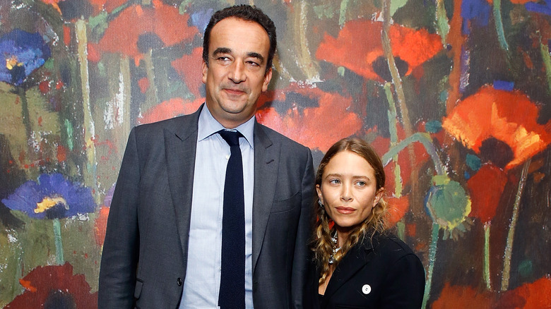 Olivier Sarkozy e Mary-Kate Olsen posano a un evento