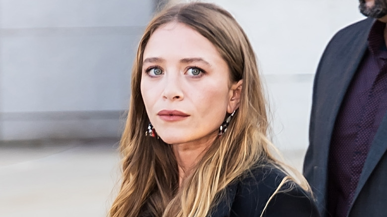 Mary-Kate Olsen è stata vista ai CFDA Fashion Awards nel 2018