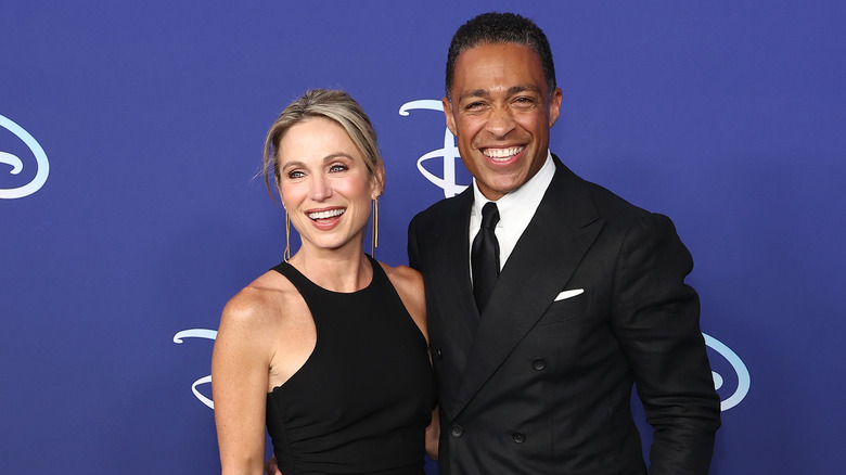 TJ Holmes e Amy Robach posano insieme