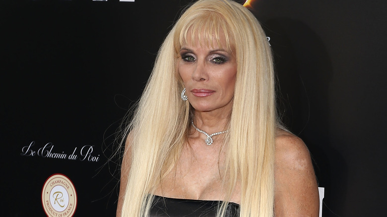 Abito senza spalline nero Victoria Gotti