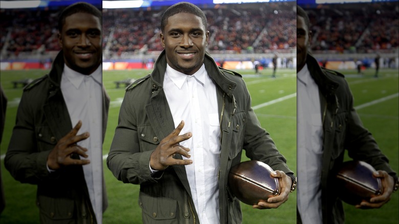 Reggie Bush posa sul campo