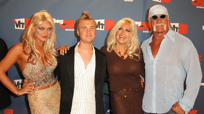 Brooke Hogan e la famiglia all'afterparty di VH1