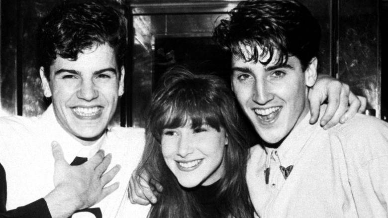 Jordan e Jonathan Knight posano con Tiffany