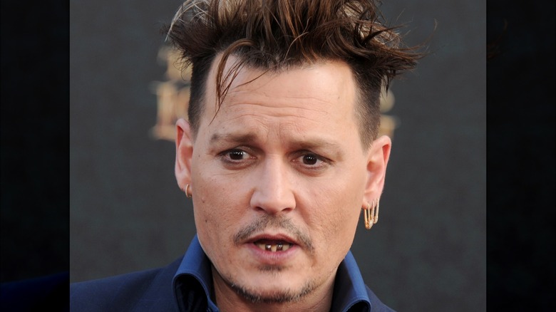 Orecchini con denti d'oro di Johnny Depp