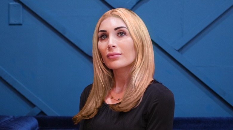 Laura Loomer con i capelli biondi