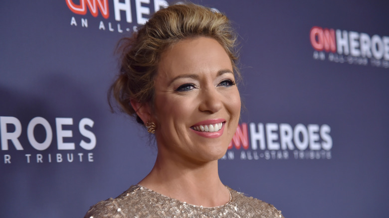 Brooke Baldwin posa