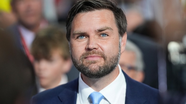 JD Vance con la barba