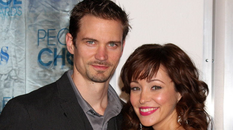 Jesse Warren e Autumn Reeser in posa