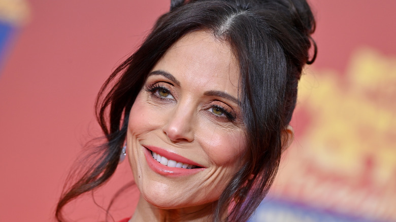 Bethenny Frankel sorridente