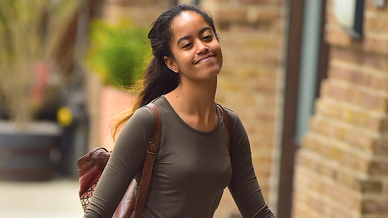 Malia Obama indossa uno zaino