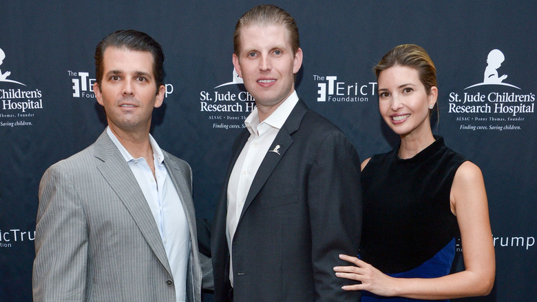 Donald Trump Jr., Eric Trump e Ivanka Trump sul red carpet