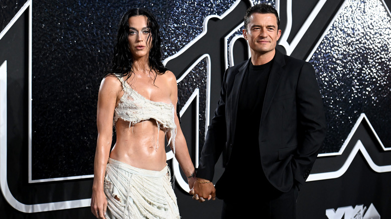 Katy Perry e Orlando Bloom in posa