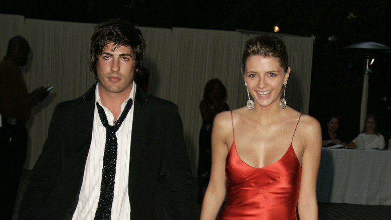 Brandos Davis cammina con Mischa Barton