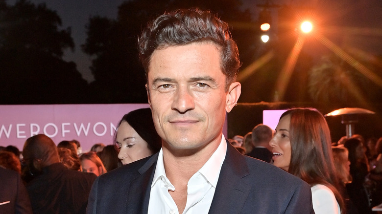 Orlando Bloom partecipa a un evento di varietà