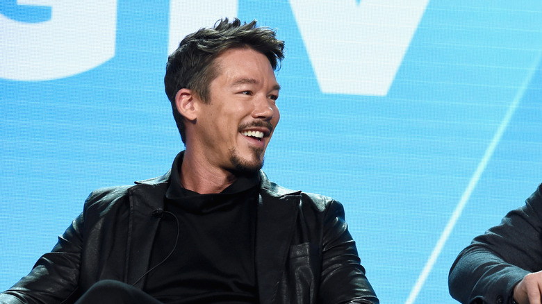 David Bromstad sorride