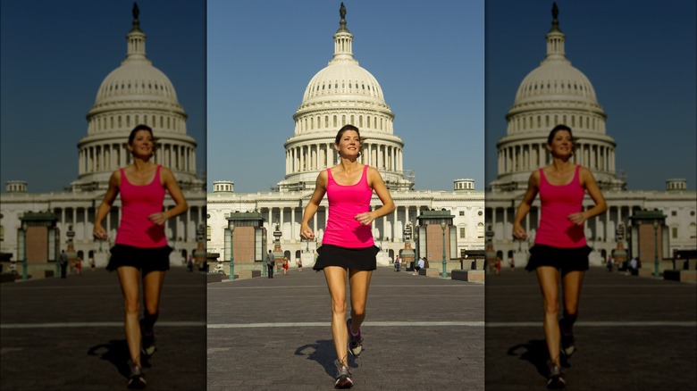 Norah O'Donnell fuori per una corsa a Washington, DC