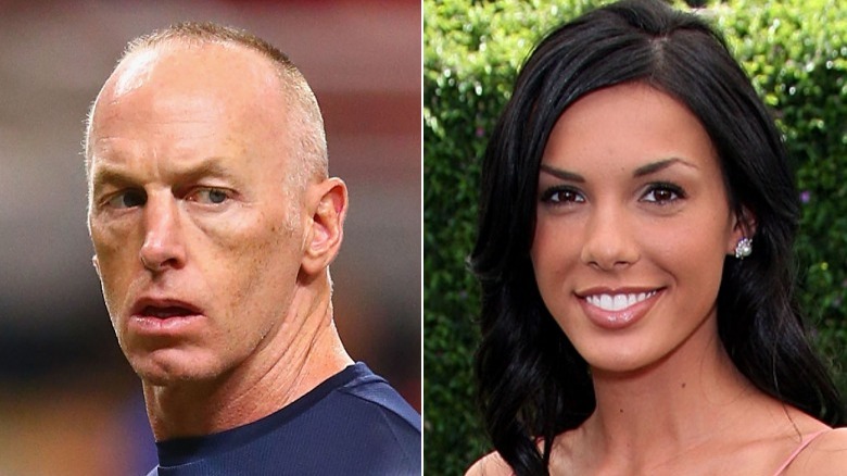 Jeff Garcia guarda, Carmella DeCesare sorride 