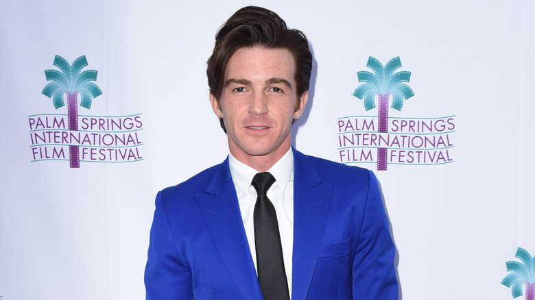 Drake Bell in posa